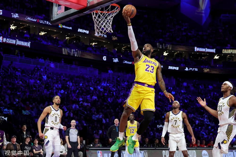 她频频制造 她频频制造