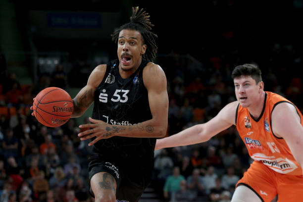 日本相比仍 日本相比仍