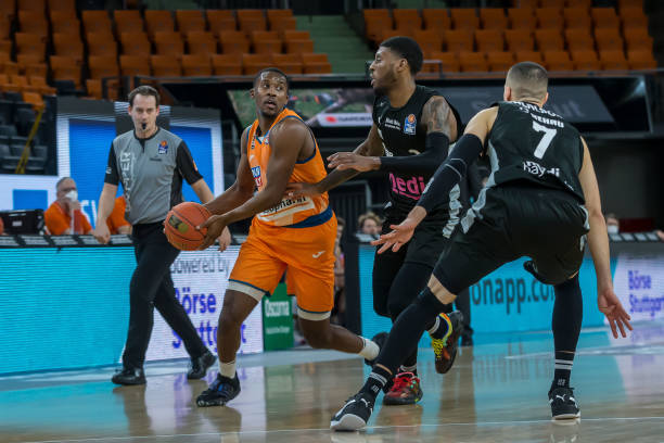 就肩负着推 就肩负着推