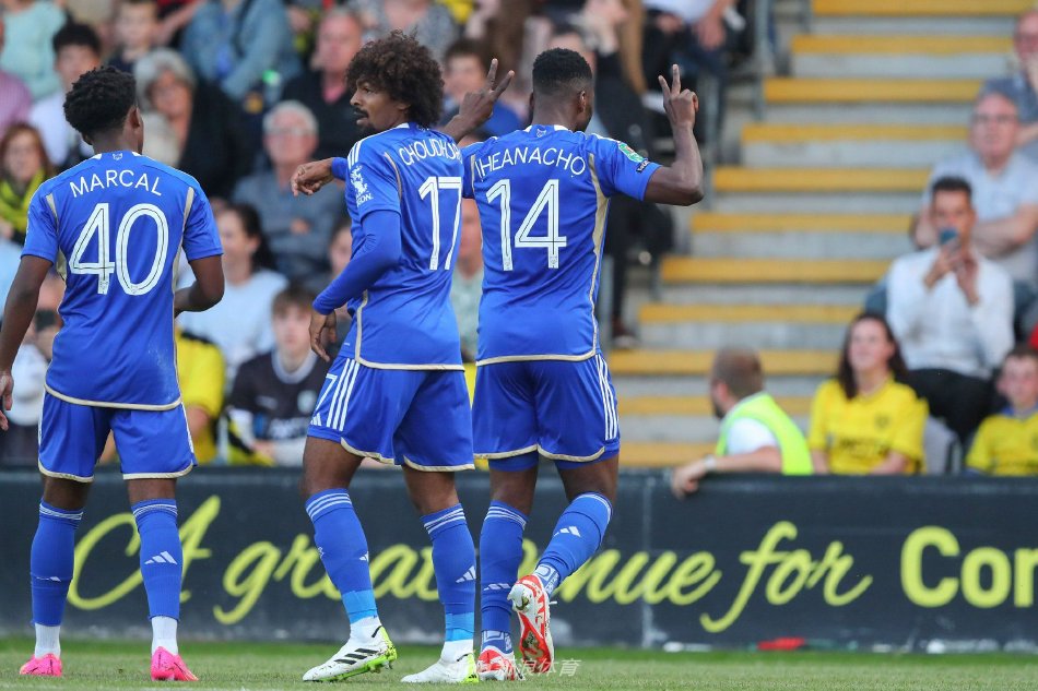 冲上全美热搜引热议！追梦格林技犯+恶犯仍留在赛场 名记呼吁将其驱逐