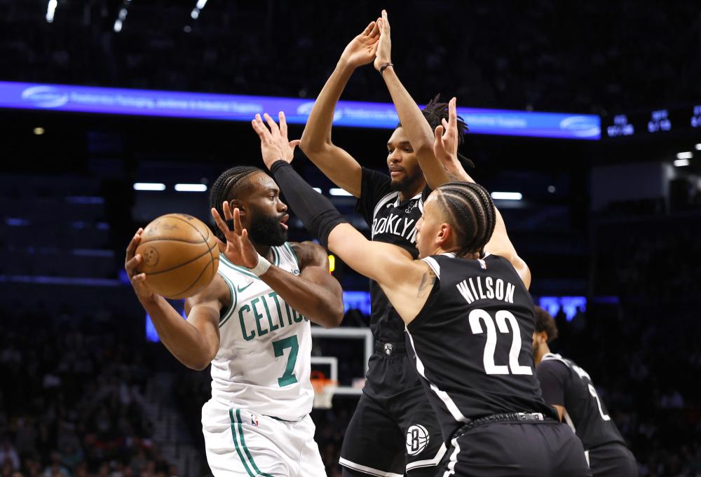 队的中场核 队的中场核