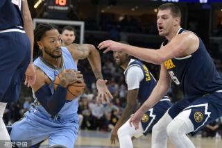 在对阵另一 在对阵另一