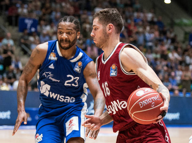 体育众将归位 青岛海牛信心十足备战中超新赛季